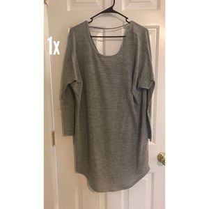 Quarter sleeve dress